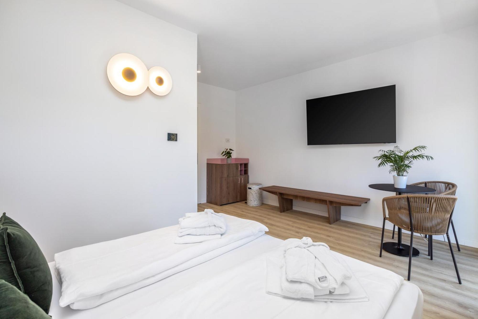 Hotel Al Sorriso Greenpark & Wellness Levico Terme Rum bild