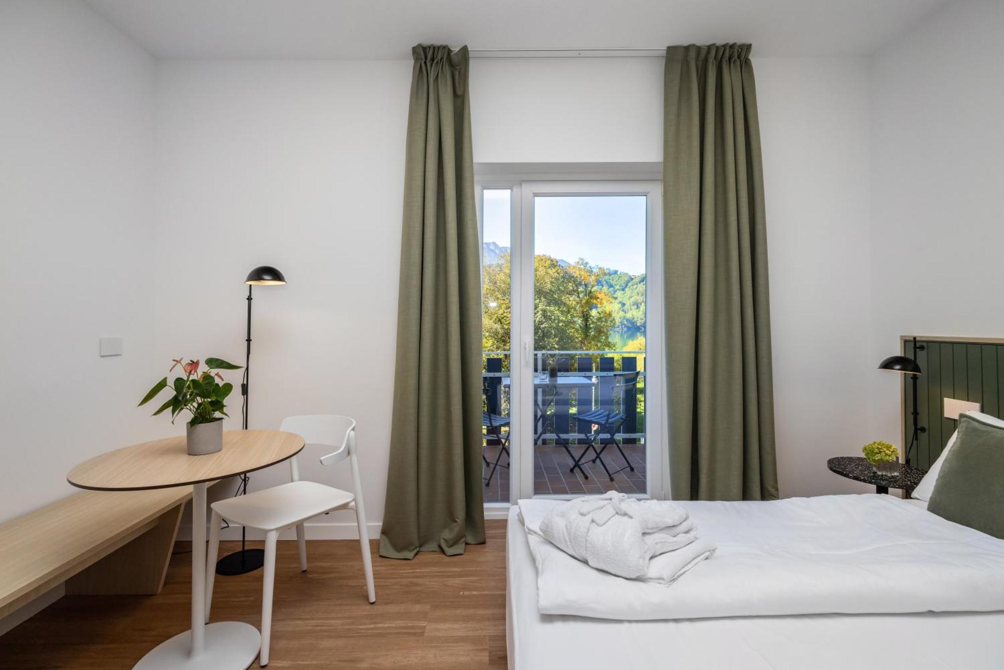 Hotel Al Sorriso Greenpark & Wellness Levico Terme Rum bild