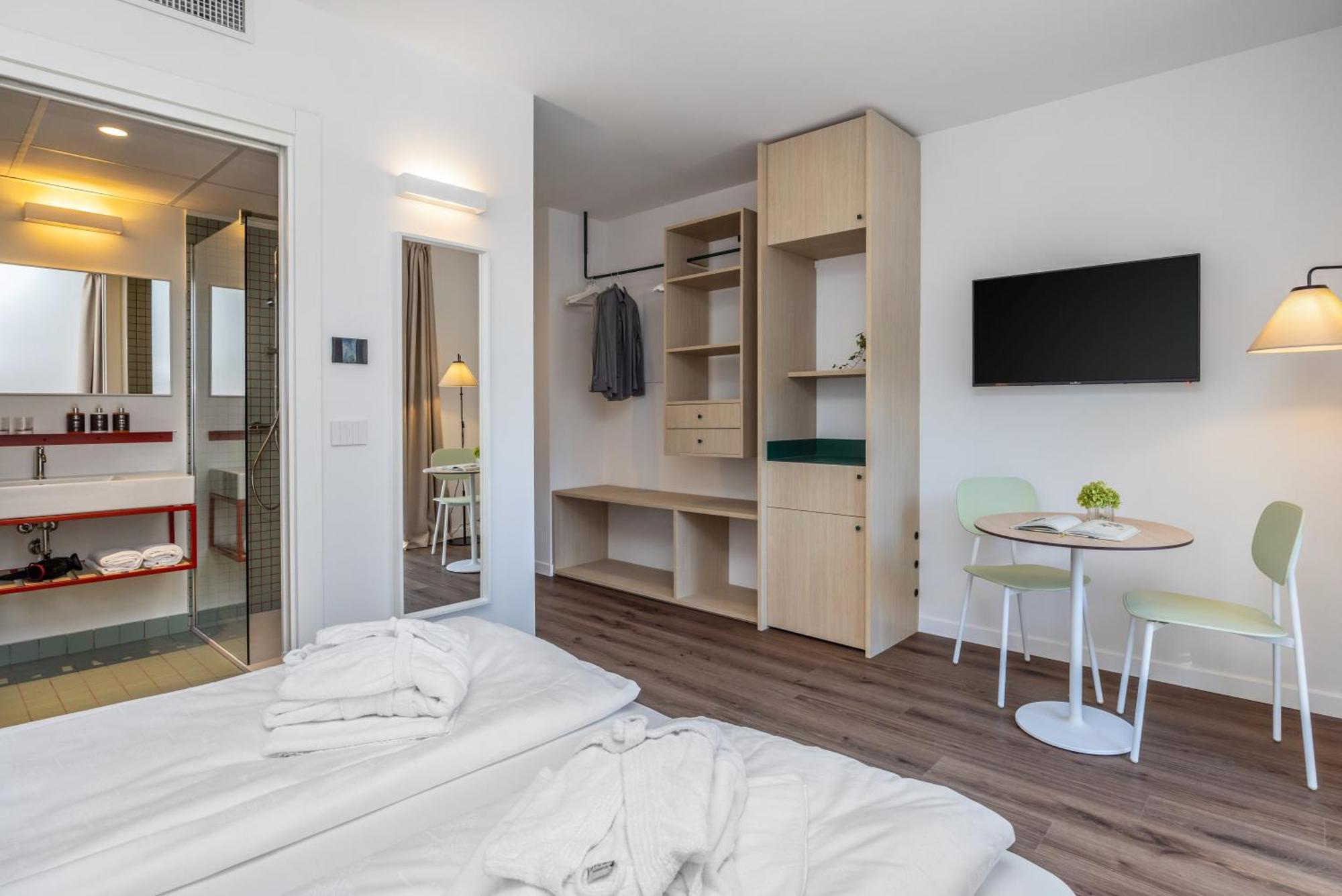Hotel Al Sorriso Greenpark & Wellness Levico Terme Rum bild