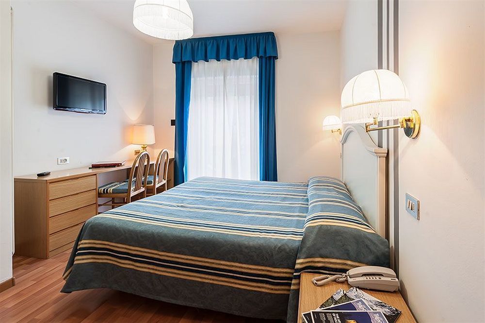 Hotel Al Sorriso Greenpark & Wellness Levico Terme Exteriör bild